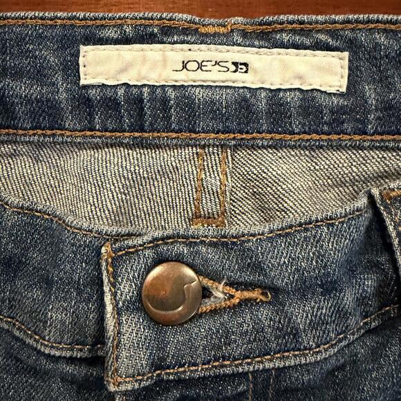 Joe's Jeans Harvey Wash Bermuda Shorts Blue Denim Size 27 Stretch Walking Shorts - Picture 13 of 15